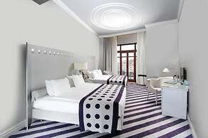 Taxim Hill Hotel