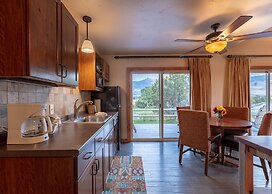 Yellowstone Valley Lodge, Ascend Hotel Collection