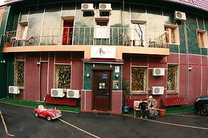 YELLOW UNLIMITED HOTEL 4