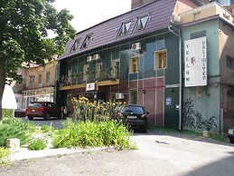 YELLOW UNLIMITED HOTEL 4