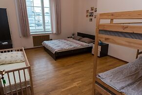 Ideal Mini Hotel - Hostel