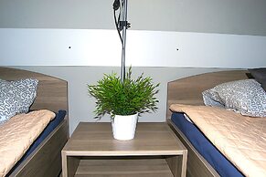 Ideal Mini Hotel - Hostel