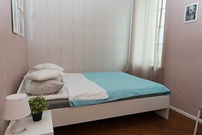 Ideal Mini Hotel - Hostel