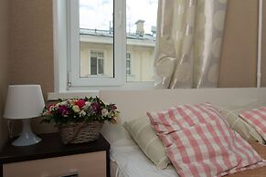 Ideal Mini Hotel - Hostel