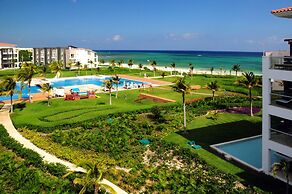 Mareazul Beach Front Resort Playa del Carmen