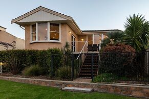 Bay 10 Accommodation