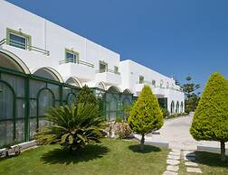 Alexandra Beach Hotel