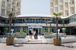 HR Resort