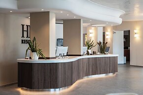 HR Resort