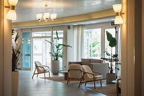 HR Resort