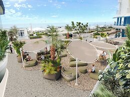 HR Resort