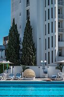 HR Resort