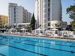 HR Resort