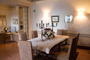 Hotel Villa Sermolli