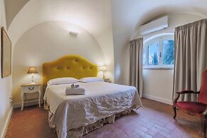 Hotel Villa Sermolli