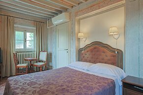Hotel Villa Sermolli