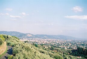 Hotel Villa Sermolli