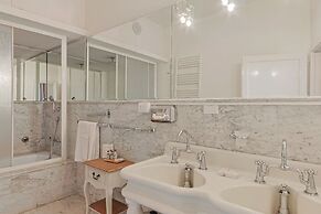 Hotel Villa Sermolli