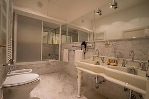 Hotel Villa Sermolli
