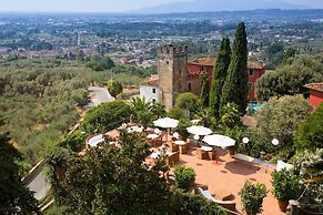 Hotel Villa Sermolli