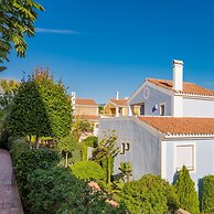 Apartamentos Cortijo del Mar Resort