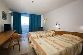 Royal Bay Hotel – All Inclusive