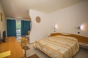 Royal Bay Hotel – All Inclusive