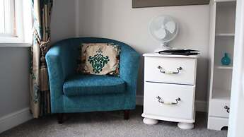 The Whittington & Cat