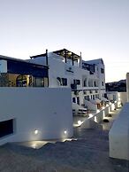 Honeymoon Beach Studios