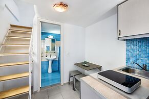 Honeymoon Beach Studios