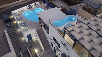 Honeymoon Beach Studios