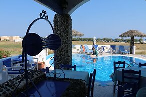 Honeymoon Beach Studios