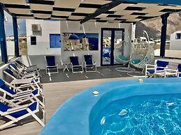 Honeymoon Beach Studios