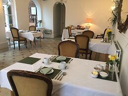 Aylestone Court Hotel