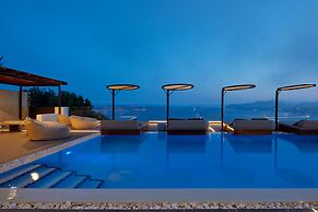 Oia Suites