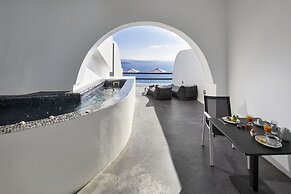 Oia Suites