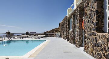 Oia Suites