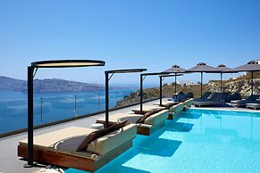 Oia Suites