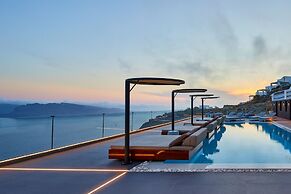 Oia Suites