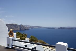 Oia Suites