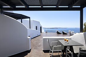 Oia Suites