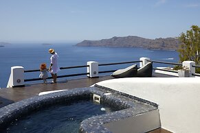 Oia Suites