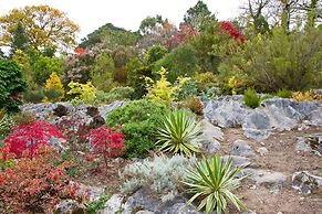 Brook Lodge Boutique Hotel