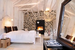 Mikro Papigo 1700 Hotel & Spa