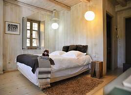 Mikro Papigo 1700 Hotel & Spa