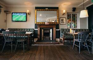 Royal Hotel, Bar & Grill