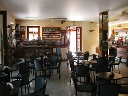 Azzano Holidays Bed & Breakfast