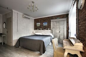 ReMarka Hotel on Stolyarniy