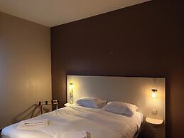 Brit Hotel L'Arrivée Guingamp