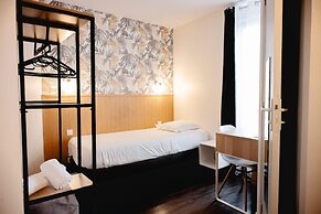 Brit Hotel L'Arrivée Guingamp